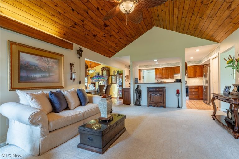 3445 Cornwall Drive, Canton, OH - Photo 4