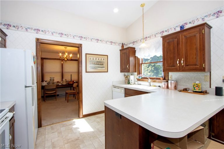 738 Danberry Drive, Wooster, OH - Photo 3