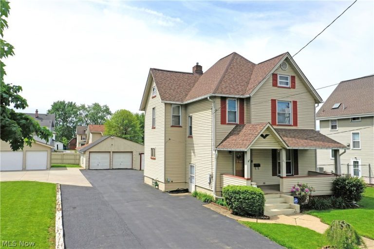 211 Wilson Avenue, Girard, OH, 44420