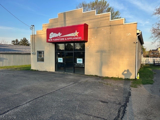 711 Pine Street, Zanesville, OH - Photo 2