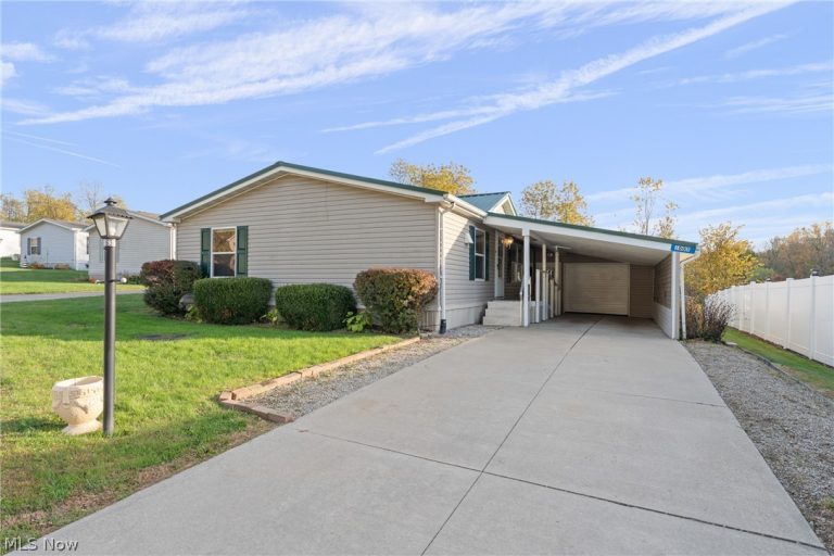 1005 Overlook Drive, Canton, OH, 44706