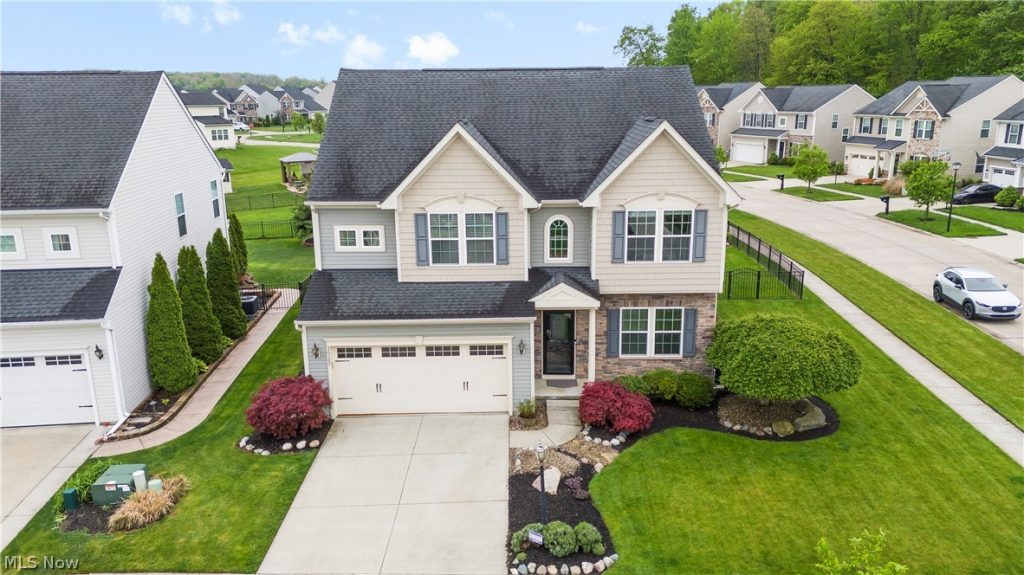 36127 Harbor Drive, North Ridgeville, OH