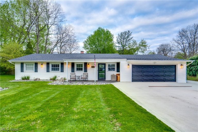 12905 Cherry Lane, Chesterland, OH, 44026