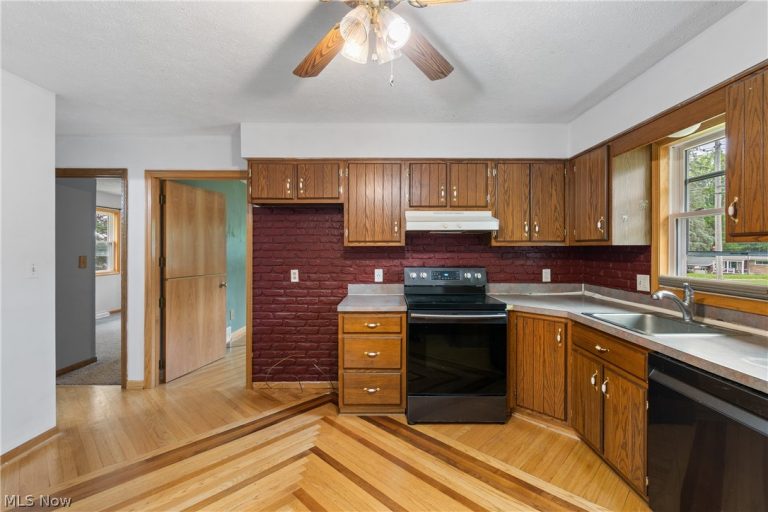 343 3rd Street, Wadsworth, OH - Photo 6