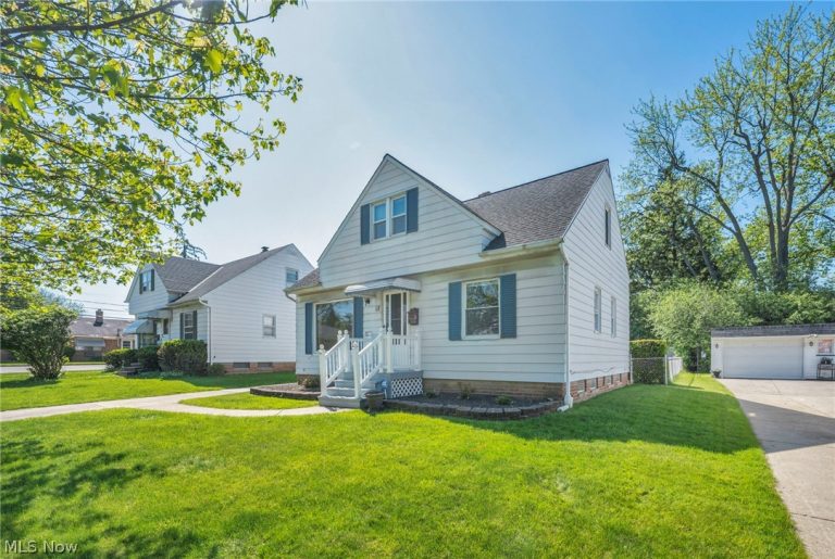 22 Natalie Road, Bedford, OH - Photo 3