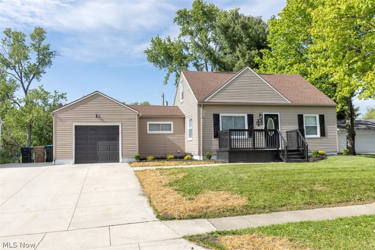 67 Pierce Avenue, Cuyahoga Falls, OH - Photo 3