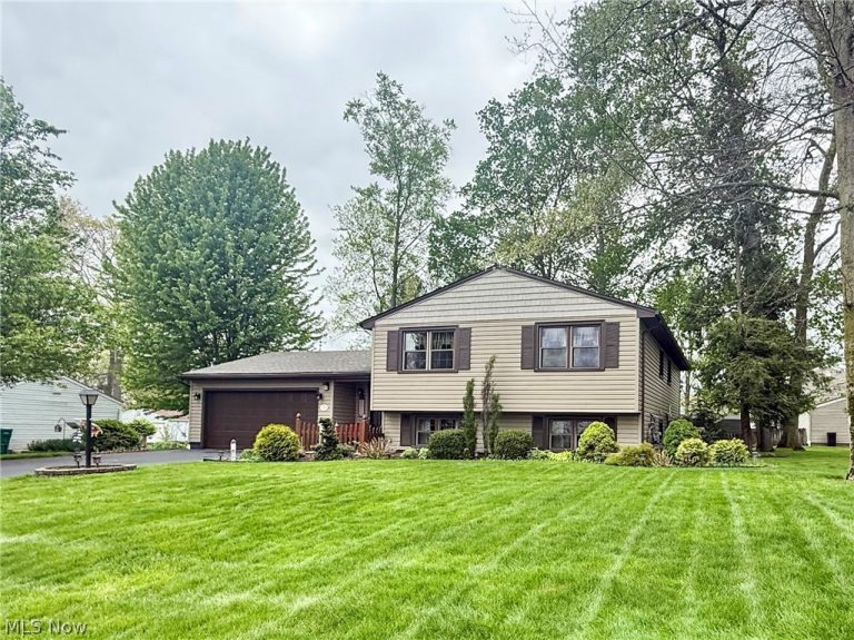 3225 Caprice Drive, Warren, OH, 44481