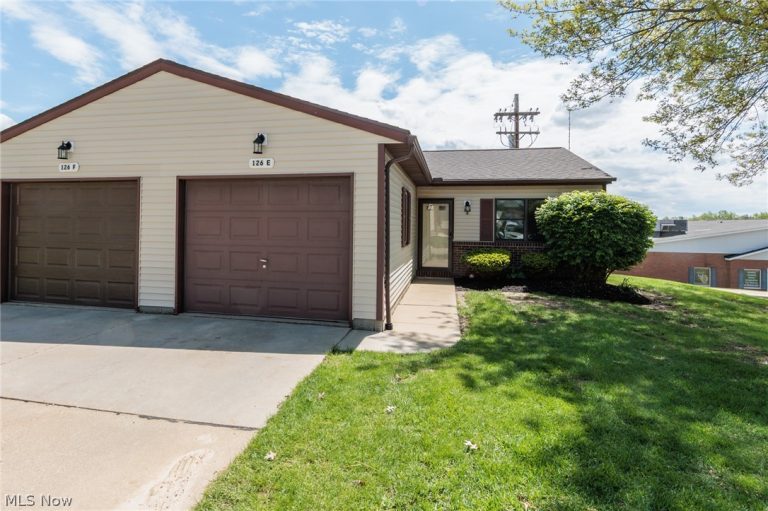 126 Royal Crest Drive #E, Seville, OH, 44273