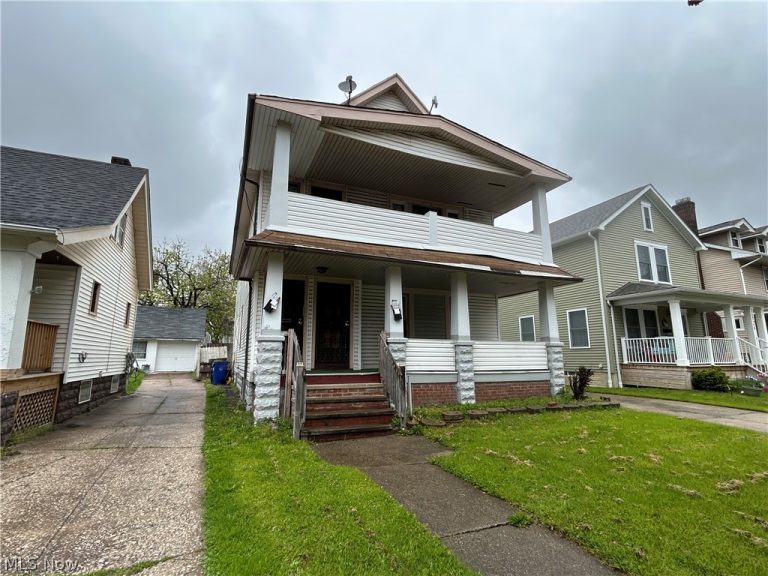 11721 Hamlen Avenue, Cleveland, OH - Photo 2