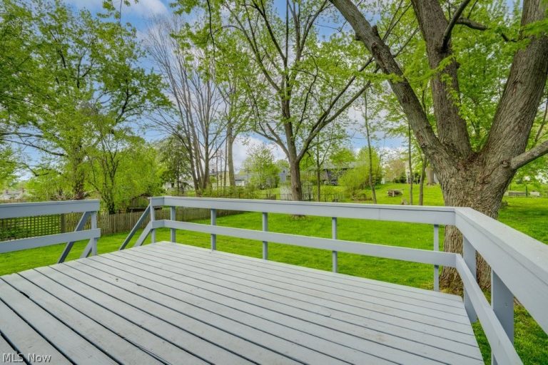 9331 Fairfield Drive, Twinsburg, OH - Photo 4