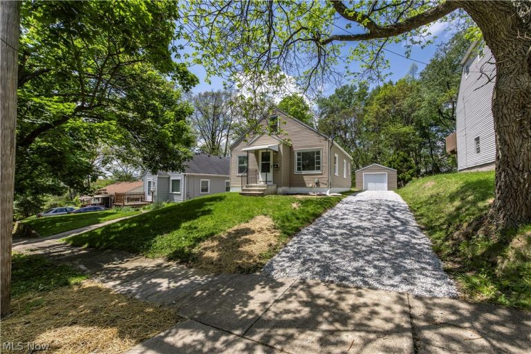 144 Malacca Street, Akron, OH, 44305