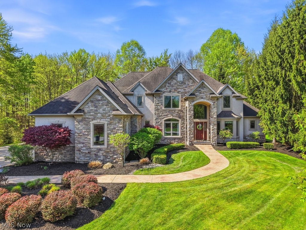 7312 Stockwood Drive, Solon, OH
