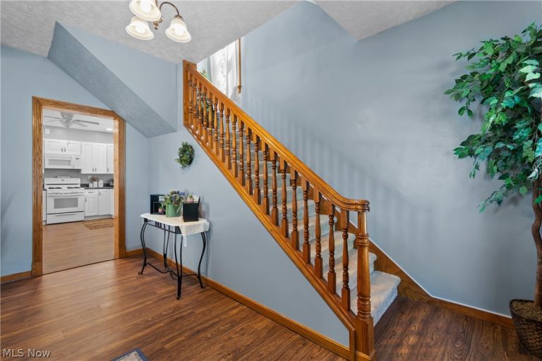 722 Vine Street, Orrville, OH - Photo 3