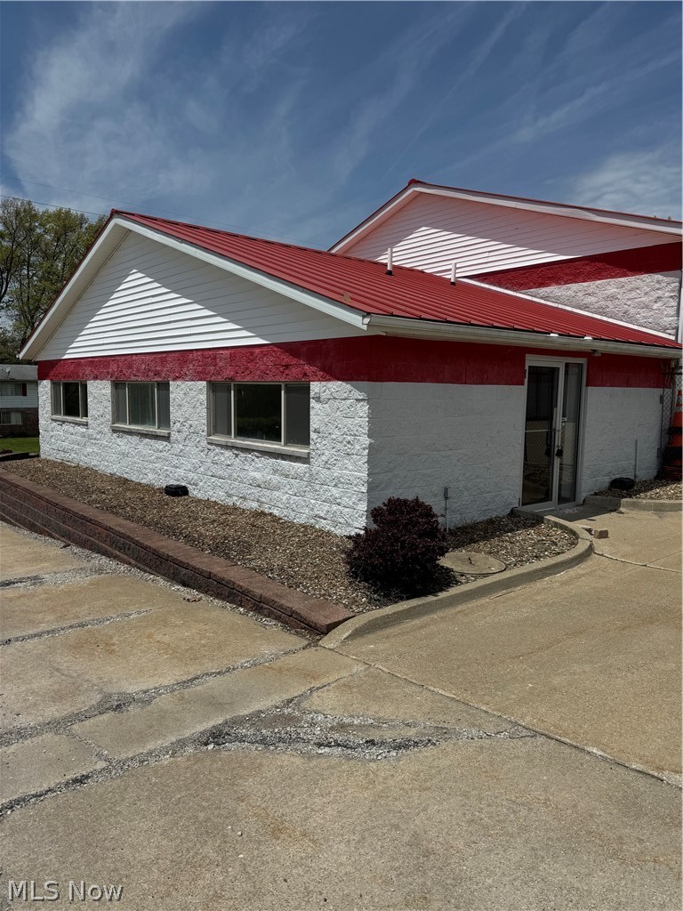 3881 Cottage Grove Road, Akron, OH