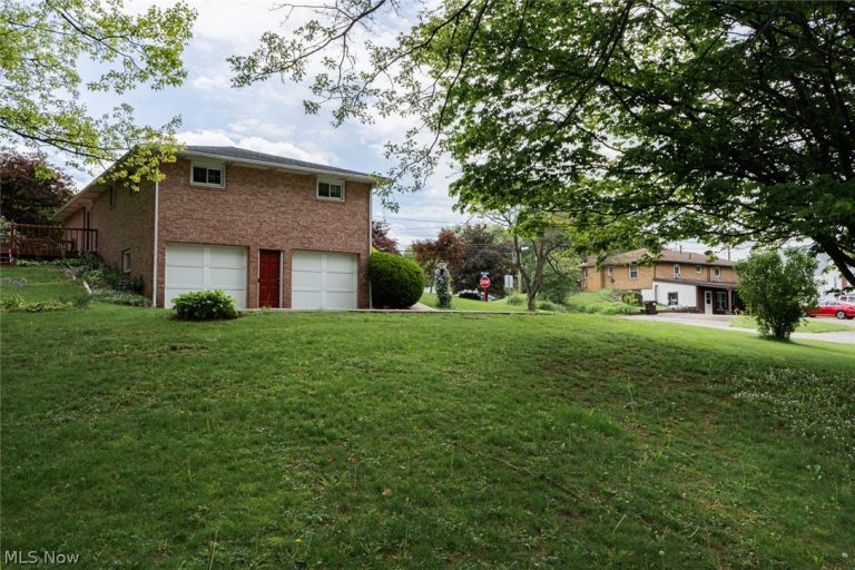 325 Faircrest Street, Canton, OH - Photo 4