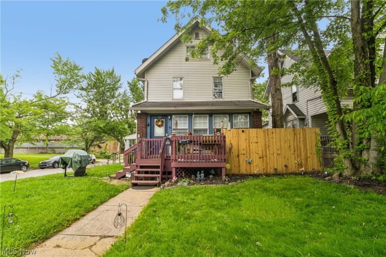52 Brookside Avenue, Akron, OH, 44301
