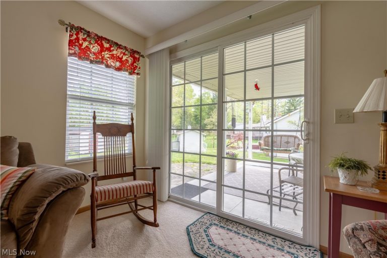 3474 Dauphin Drive, Canton, OH - Photo 6