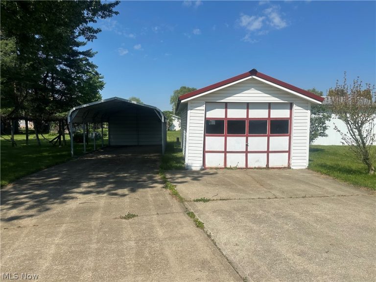 9095 Southview Street, Minerva, OH - Photo 3