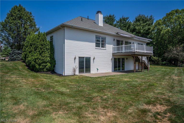 125 Pin Oak Trail, Seville, OH - Photo 3
