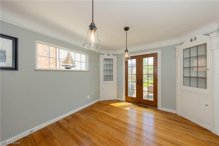 21130 Edgecliff Drive, Euclid, OH - Photo 6