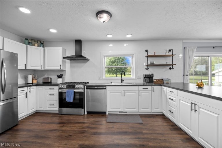5304 State Route 113, Berlin Heights, OH - Photo 2