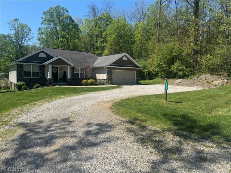 7807 Arbon Drive, Millersburg, OH - Photo 6
