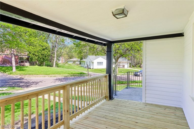 1161 Diagonal Road, Akron, OH - Photo 2