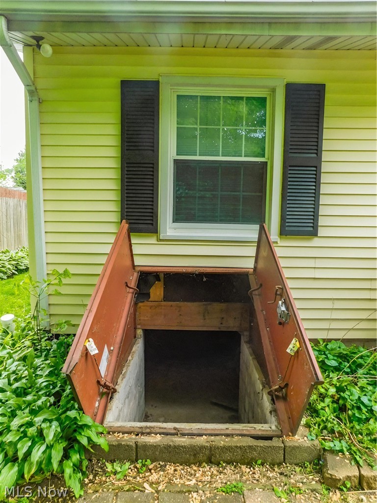 7386 Lake Road, Madison, OH - Photo 6