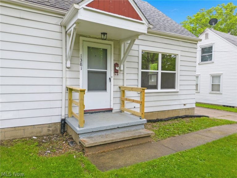1381 Greenwood Avenue, Akron, OH - Photo 4