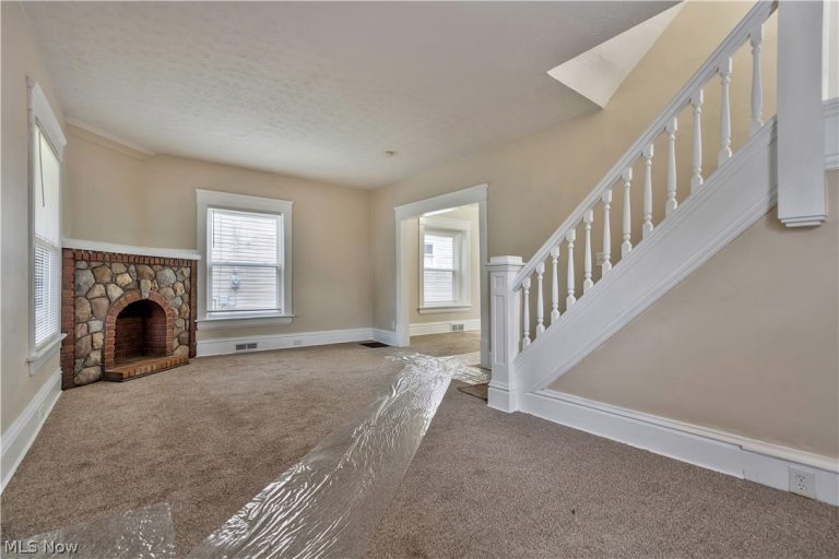 796 Dayton Street, Akron, OH - Photo 6