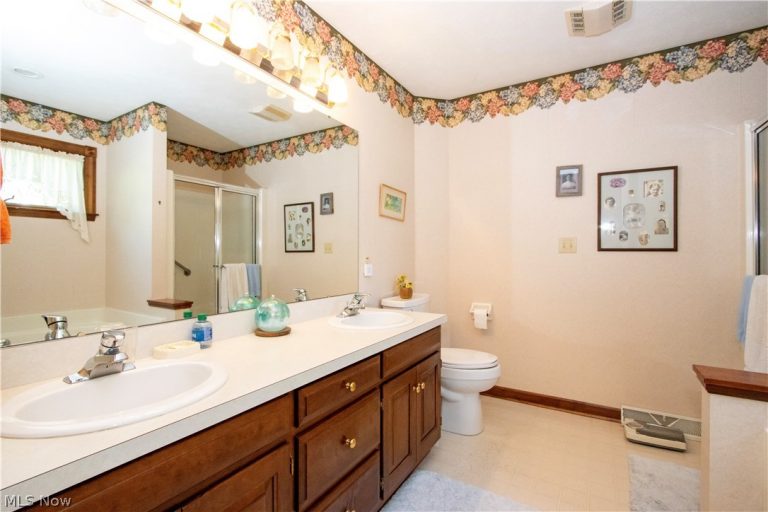 738 Danberry Drive, Wooster, OH - Photo 8