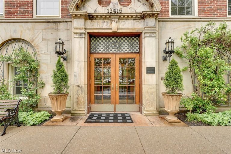 13415 Shaker Boulevard #11H4, Cleveland, OH, 44120