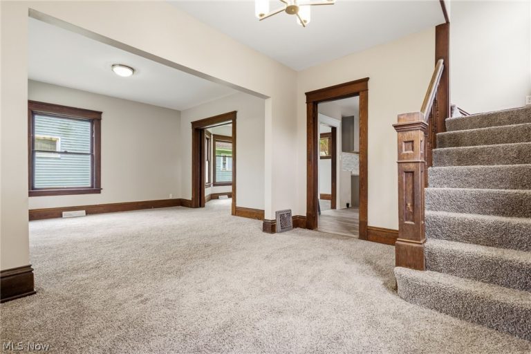1387 Seneca Avenue, Alliance, OH - Photo 5