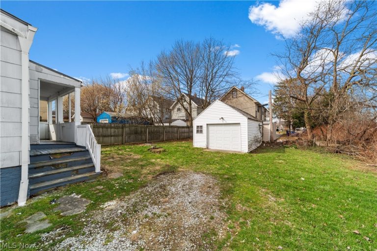 1314 Cove Avenue, Lakewood, OH - Photo 2