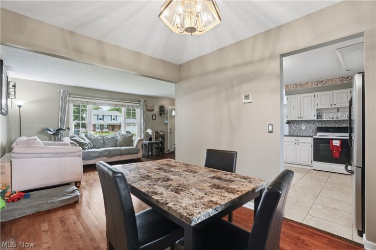 36515 Starboard Drive, Eastlake, OH - Photo 6