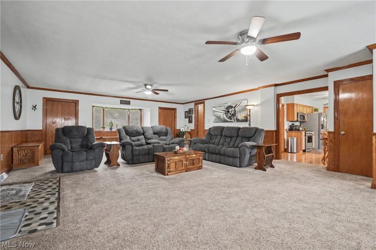 6645 Summit Drive, Canfield, OH - Photo 5