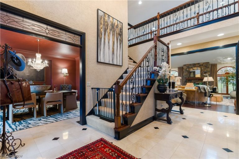 6182 Bertram Avenue, Canton, OH - Photo 3
