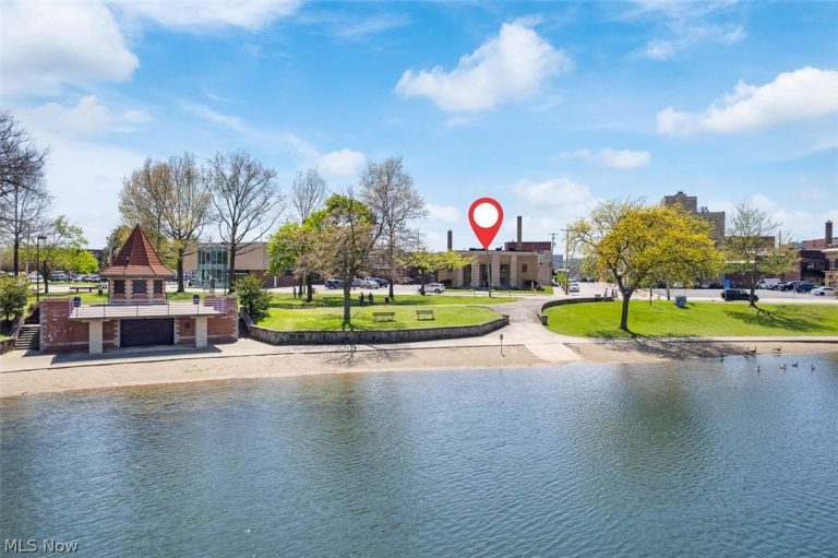 542 Park Avenue, Barberton, OH - Photo 6