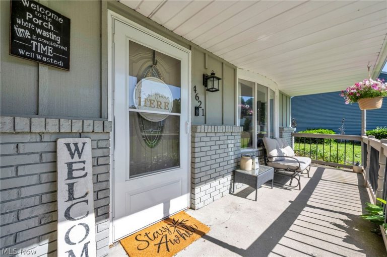 4621 Tanglewood Drive, Lorain, OH - Photo 4