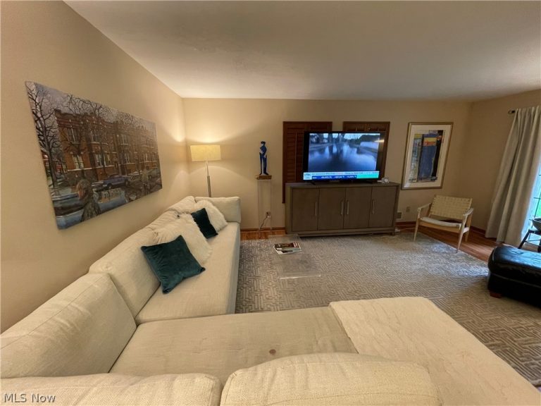 4056 Saint Andrews Court #1, Canfield, OH - Photo 4