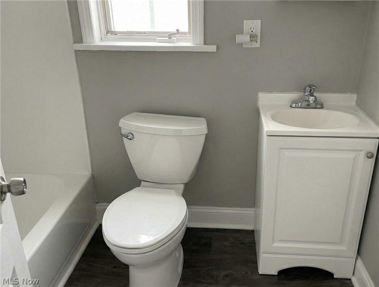 3293 139th Street, Cleveland, OH - Photo 6