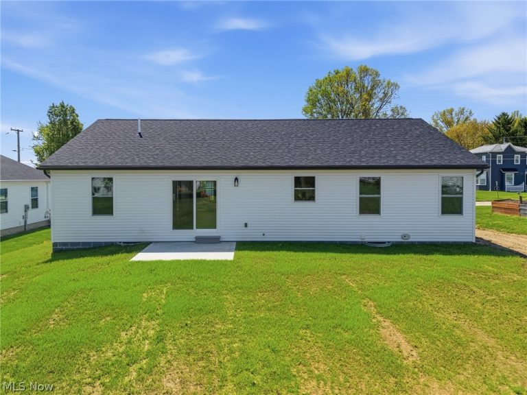 29 Euclid Street, Marshallville, OH - Photo 2