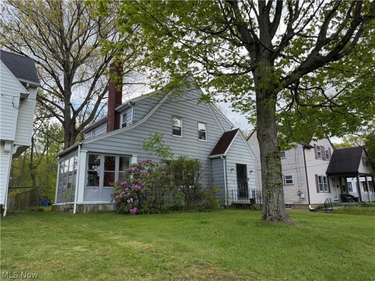1187 Mercer Avenue, Akron, OH - Photo 3