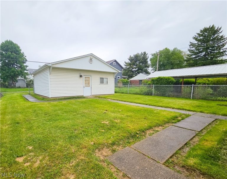 1423 26th Street, Canton, OH - Photo 4