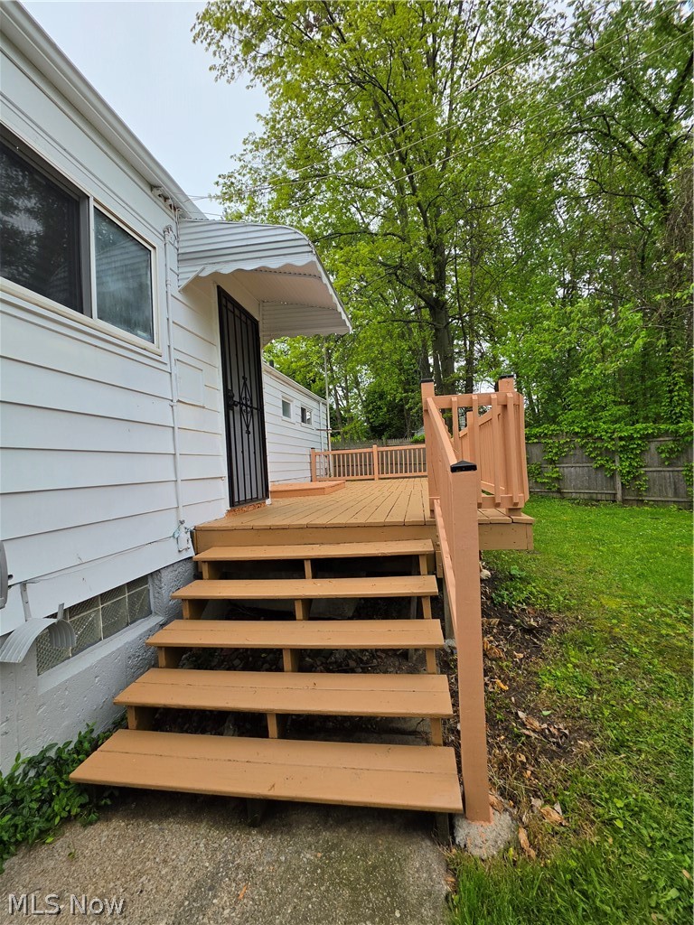 1925 Ridgehill Road, Cleveland, OH - Photo 6
