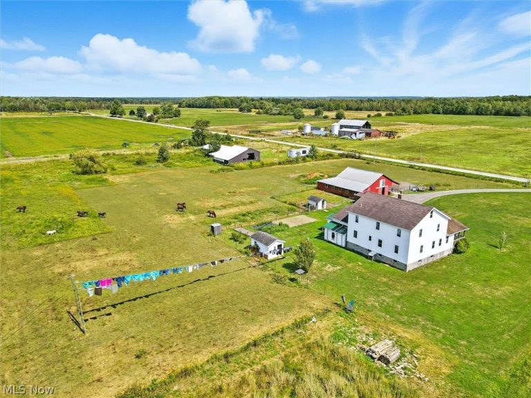 2393 Stanhope Kelloggsville Road, Dorset, OH - Photo 8