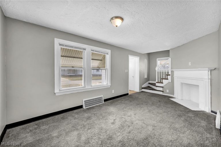 22601 Ivan Avenue, Euclid, OH - Photo 5