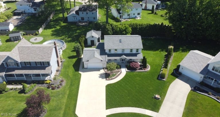 7392 Churchill Square, Mentor, OH - Photo 3