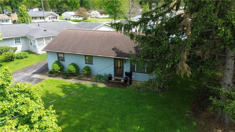 1 Parkridge Court, Norwalk, OH - Photo 3