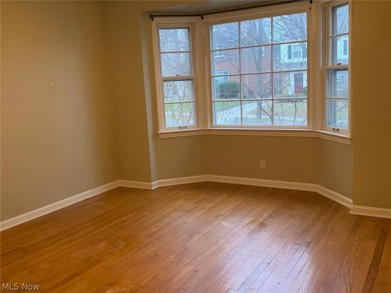 2312 Milton Road, Cleveland, OH - Photo 8